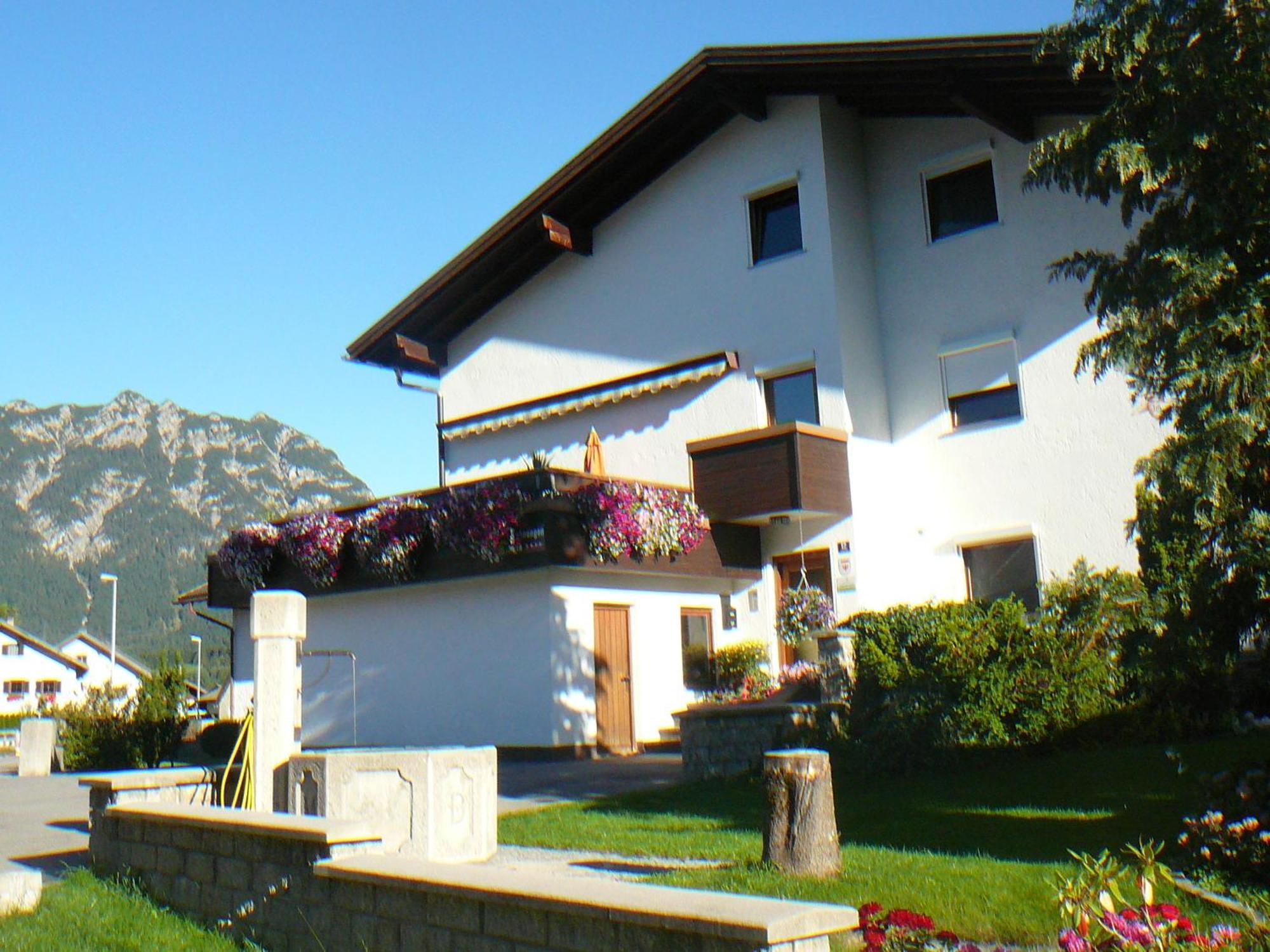 Ferienwohnungen Kathrein Reutte Exterior photo