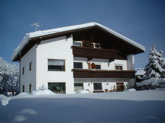 Ferienwohnungen Kathrein Reutte Exterior photo